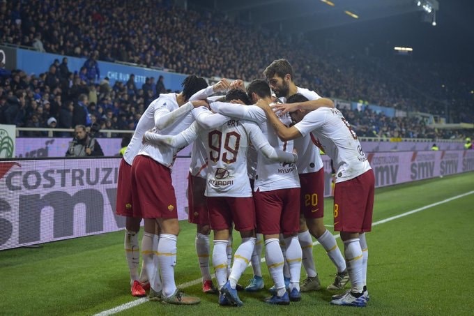 La Roma su profilo Fb Totti king