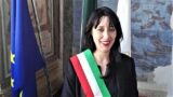 Anguillara, cade anzitempo la giunta grillina: a casa il sindaco Sabrina Anselmo. Si vota a maggio