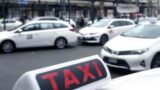 Monta la protesta contro la carenza di Taxi a Roma. Gli autisti: colpa del Comune