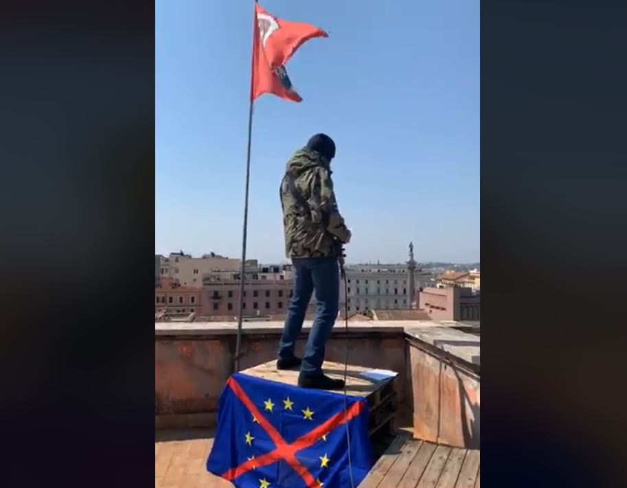 inno dal tetto di casapound