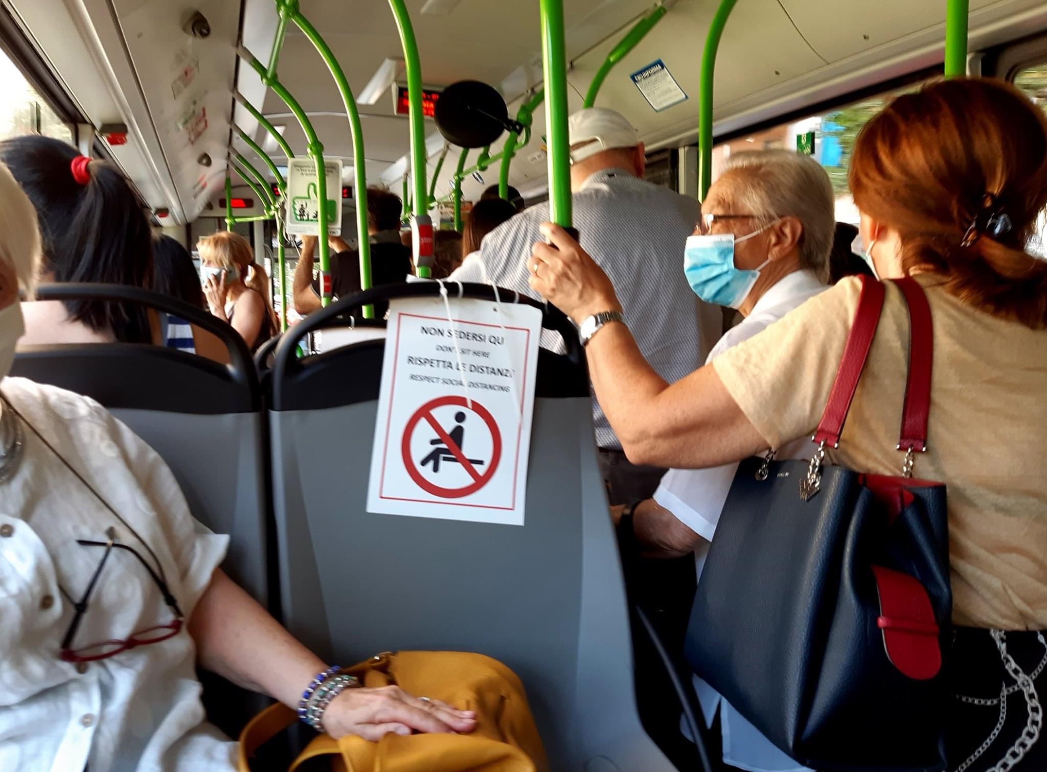 Autobus mascherina