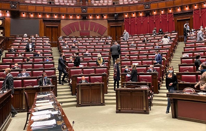 decreto clandestini (2)