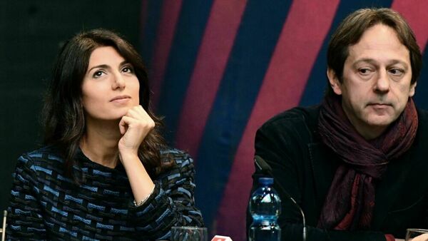 FDI e Calenda all’attacco della Raggi. Tra dirigenti e assessori ha cambiato 39 persone in cinque anni