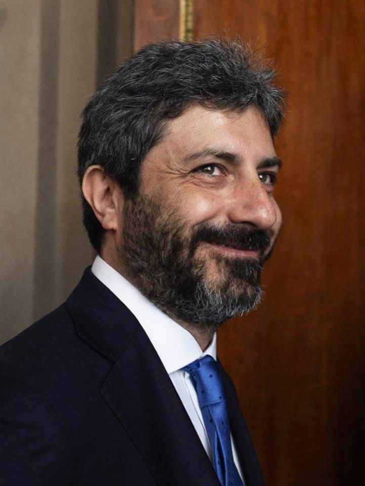 Fico si scorda Ciampolillo. Ma tanto c’è la badante… che tristezza