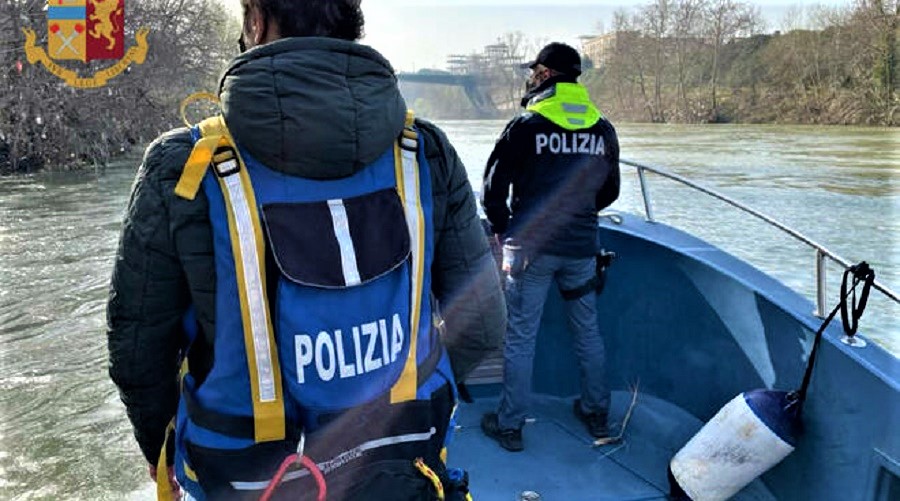tevere polizia (2)