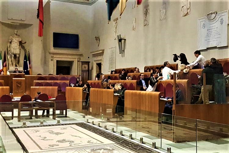 campidoglio parentopoli grillina (2)