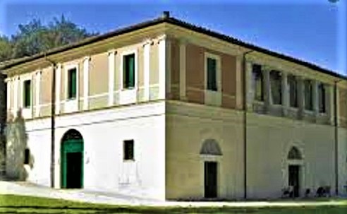 casina di raffaello (2)