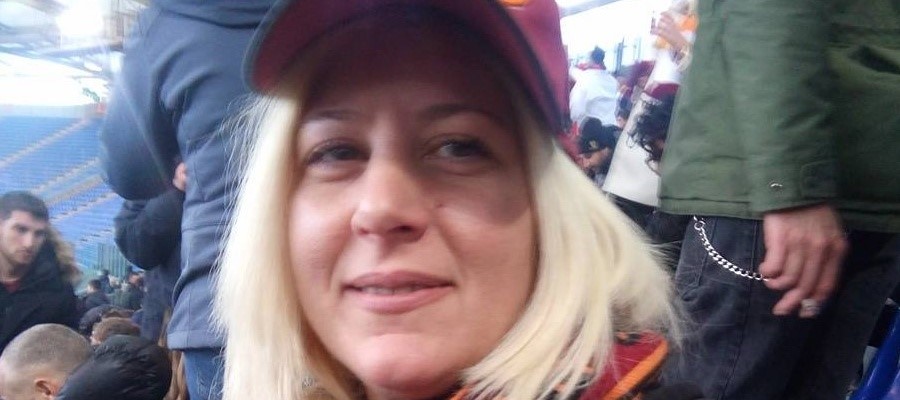 angela arseni FACEBOOK