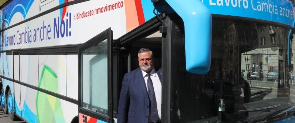 ugl bus FOTO