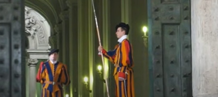 vaticano guardie YT