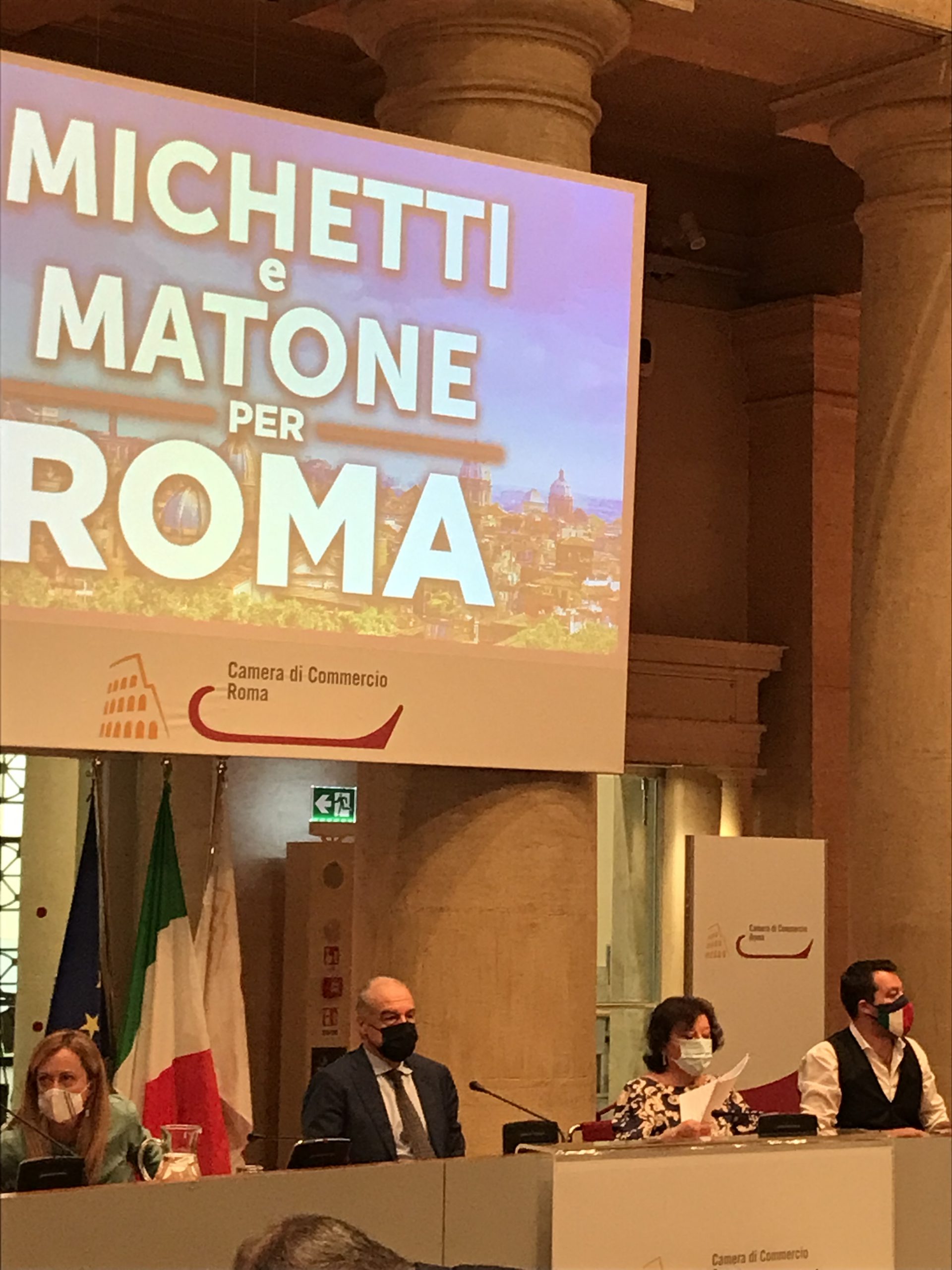 Michetti e Matone in conferenza stampa. Il ticket del centrodestra unito alla conquista di Roma