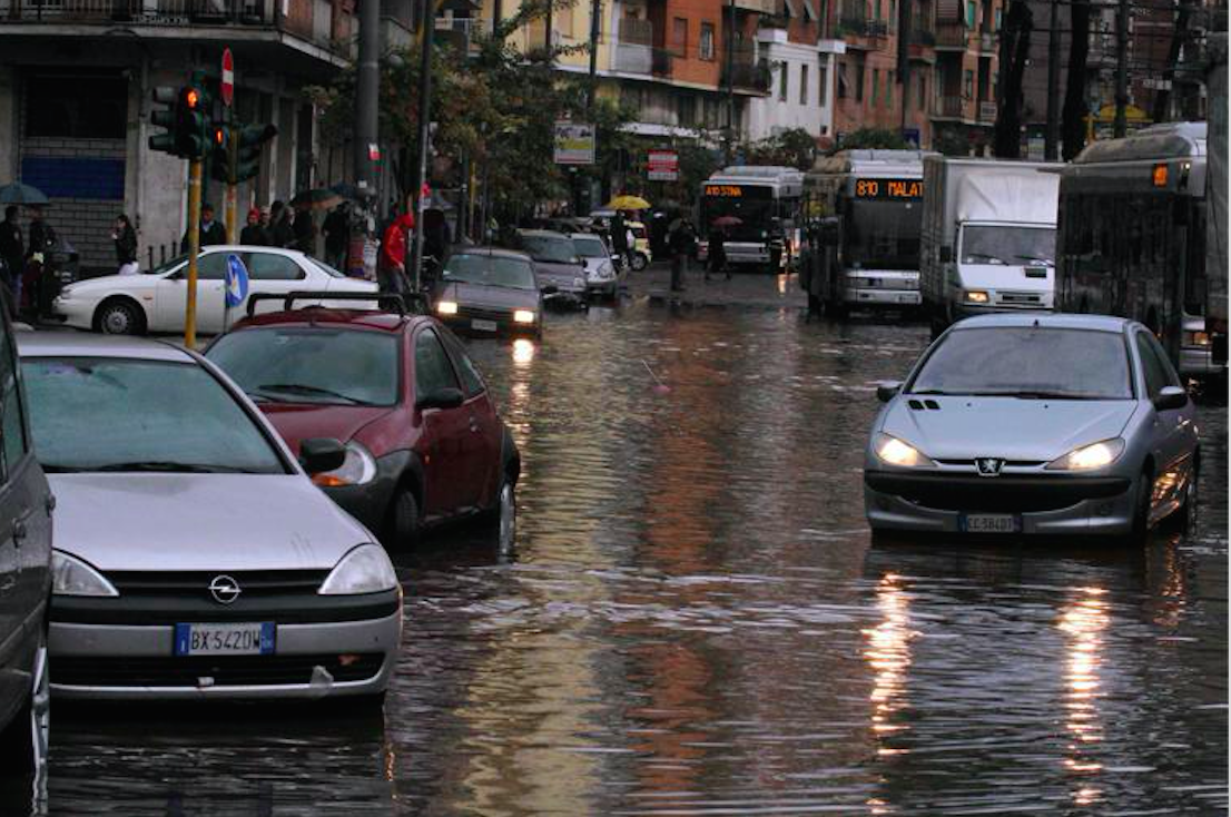 acquazzone a roma