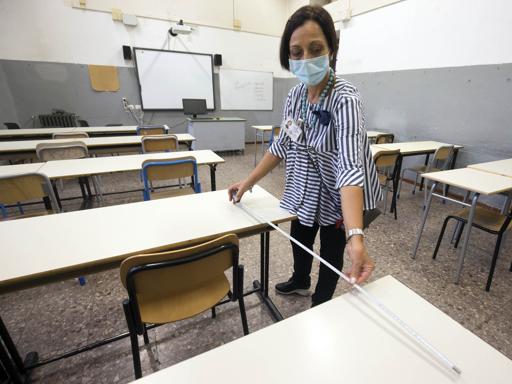 Classi pollaio, è già allarme tra i presidi per la ripresa a settembre