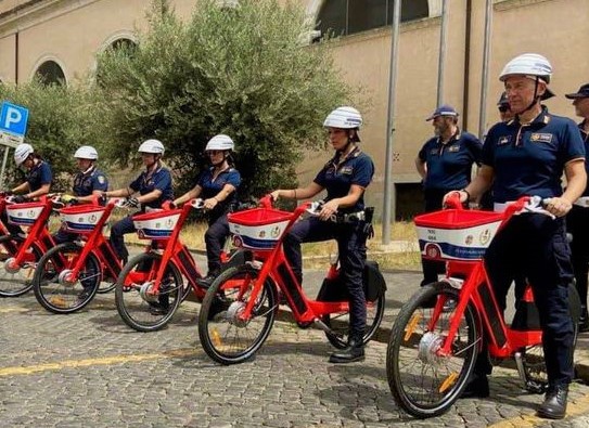 bici della raggi (2)