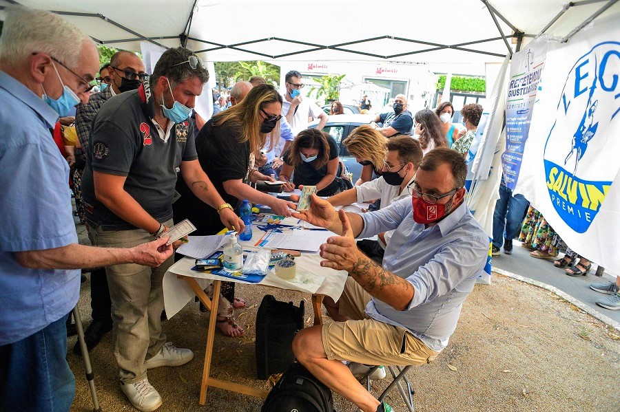 referendum gazebo lega (2)