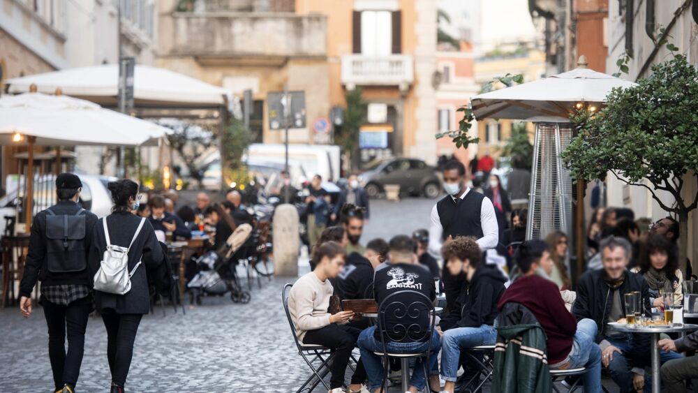 I commercianti romani chiedono più spazi esterni. Anche dopo il 31 dicembre