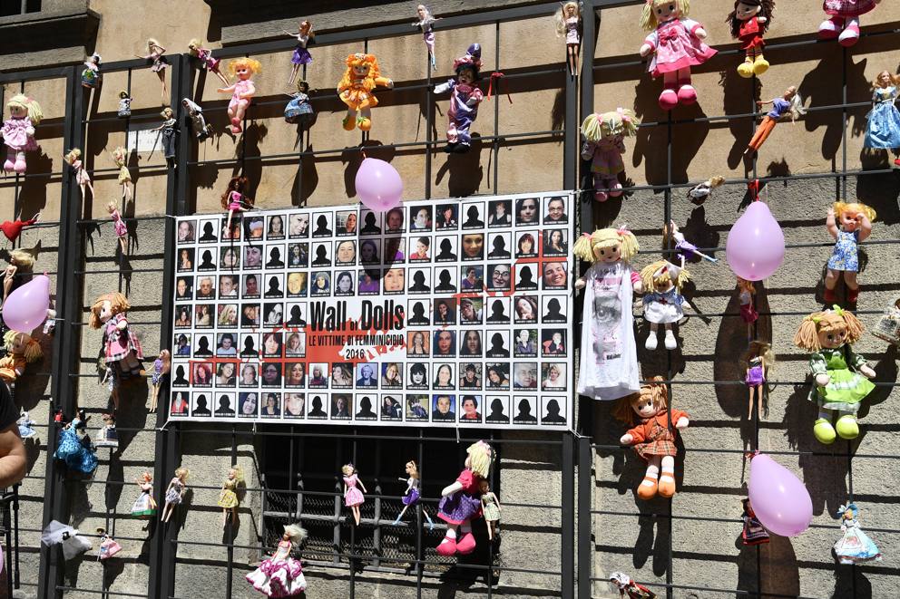 Domani al Muro delle bambole. Contro la violenza sulle donne disabili
