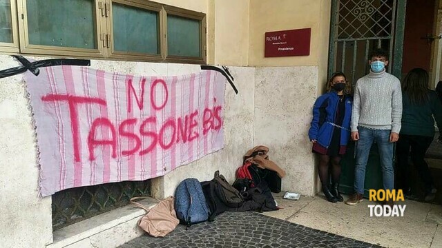 Ostia, il PD già si spacca. I giovani dem contro la neo giunta Falconi