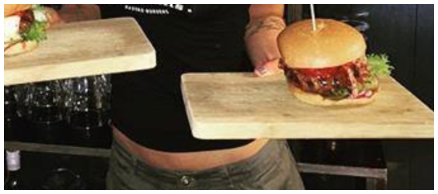 Hamburger, patatine e “coca”: chiusa per spaccio una nota paninoteca
