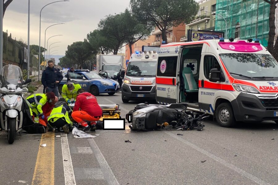 Dramma stradale, scooterista 51 enne si schianta contro un palo sulla Tuscolana e muore