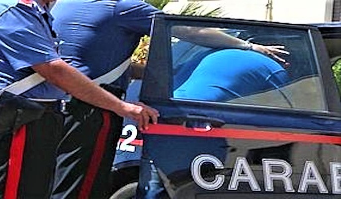 immigrato carabinieri (2)