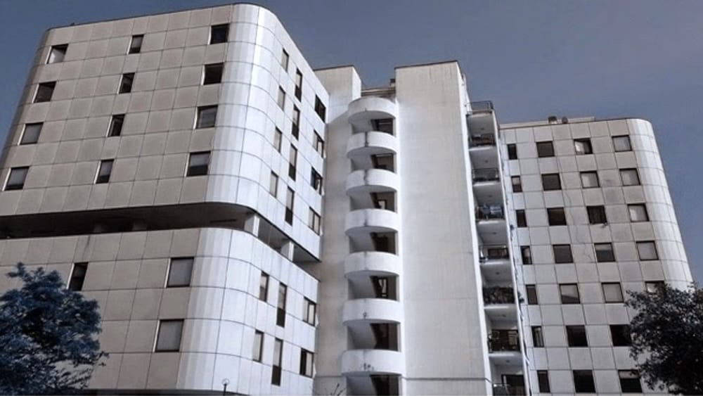 Aspettava la casa popolare da 16 anni. Ma è morta a 93 anni in un centro di accoglienza