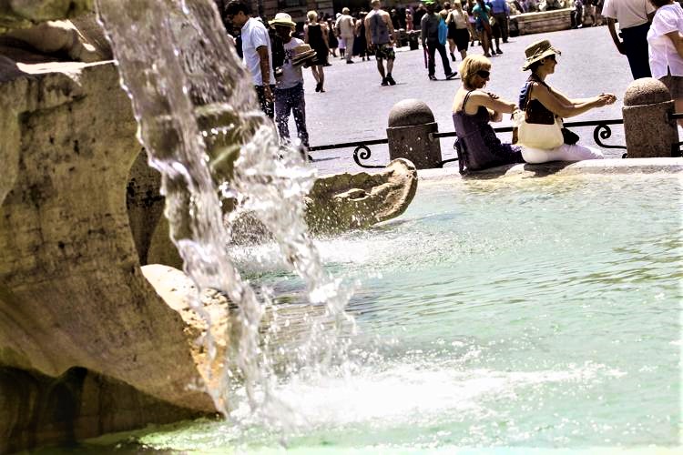 Turismo, nel 2021 hanno chiuso ben 4.116 imprese. Roma e il Lazio in crisi profonda