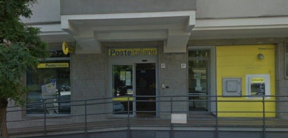 Colpo grosso alle poste, ladro si finge dipendente Ama e ruba 45 mila euro