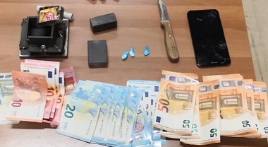 Droga a fiumi a Roma, anche al parco giochi