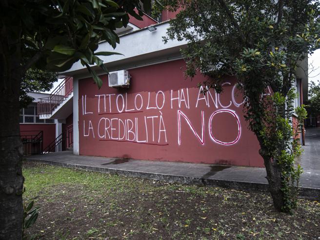 Il titolo lo hai ancora, la credibilità no. Al Montale non si placano le polemiche