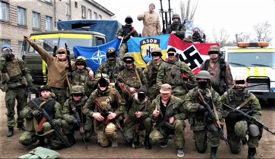 Franco Cardini: “Zelensky evoca i bombardamenti nazisti? Ma se lui ha dei nazisti nel suo esercito…”