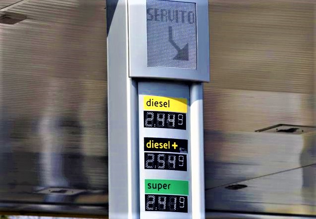 prezzi carburanti (2)