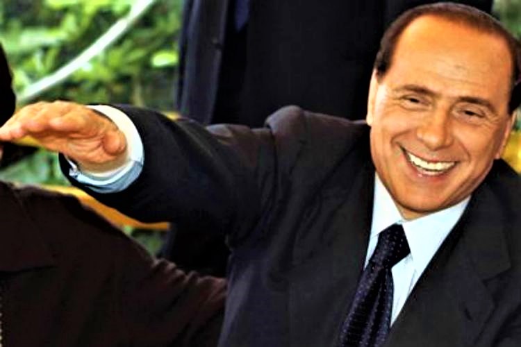 berlusconi saluto (2)