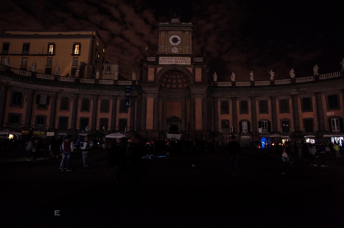 città al buio