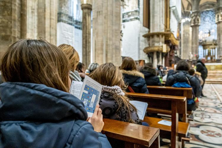 Nella Chiesa ancora resistenza alle donne: non potranno cantare messa in tempi brevi…
