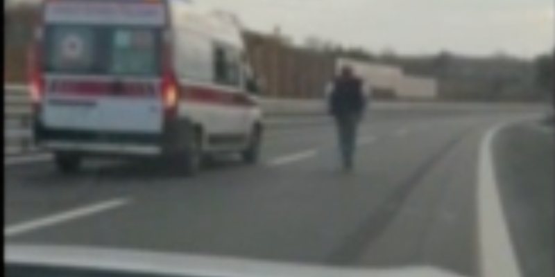 A24 piedi