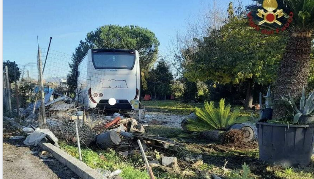 bambini bus