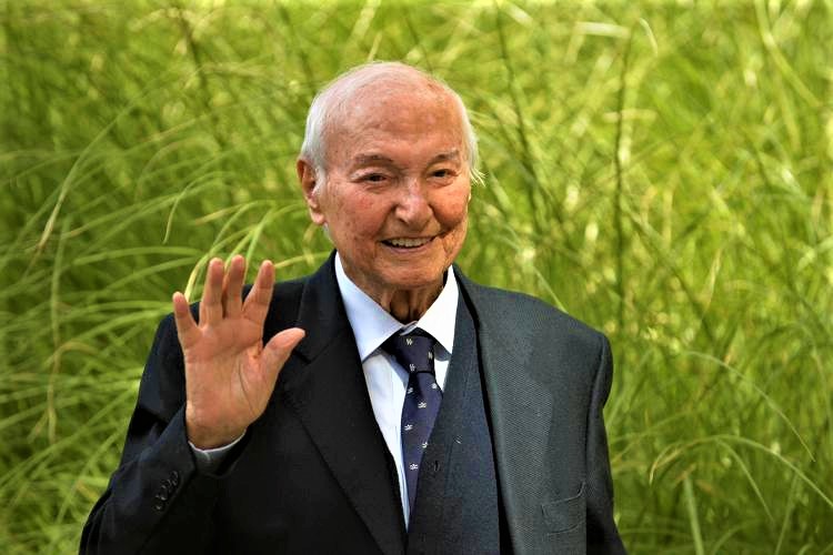 Tutti gli addii celebri del 2022: da Piero Angela a David Sassoli a Monica Vitti a Lando Buzzanca