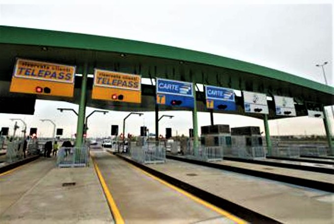 autostrada casello (2)