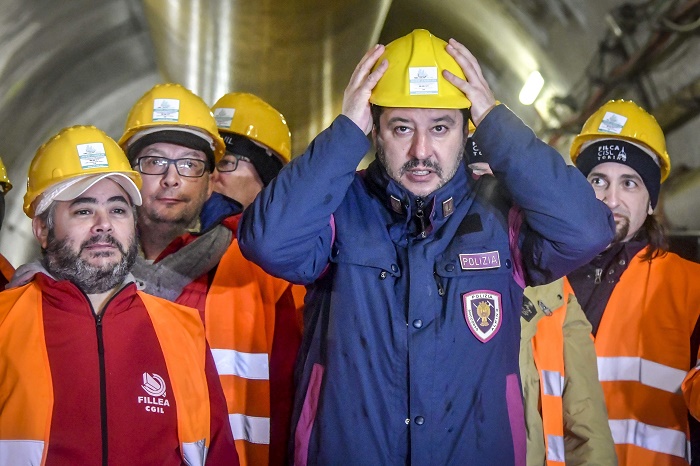 salvini casco