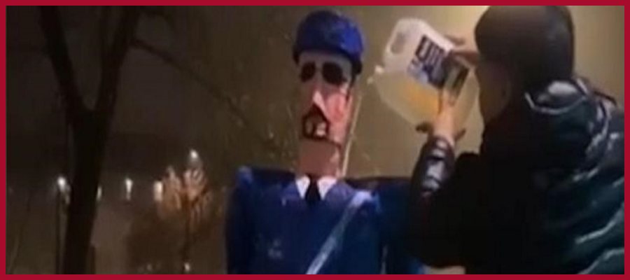 Manichino bruciato