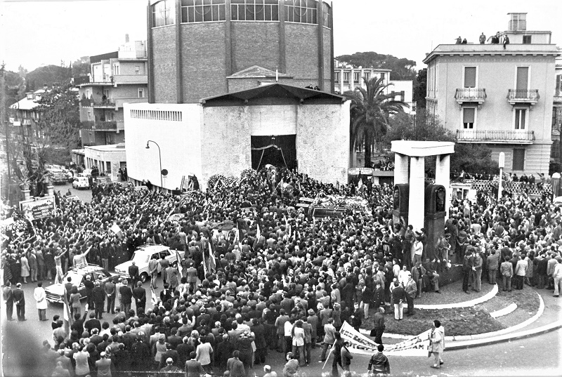 Rampelli: perché la sinistra ha paura della verità sugli anni di piombo in Italia?