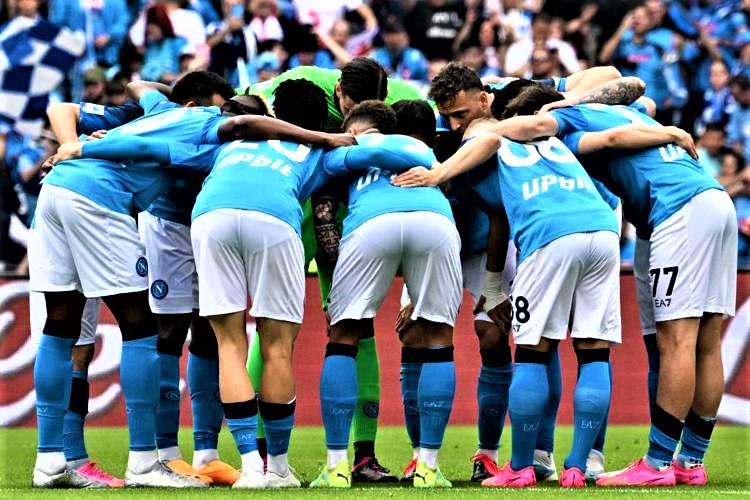 napoli giovedì stadio (2)