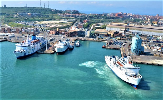 traghetto elba (2)