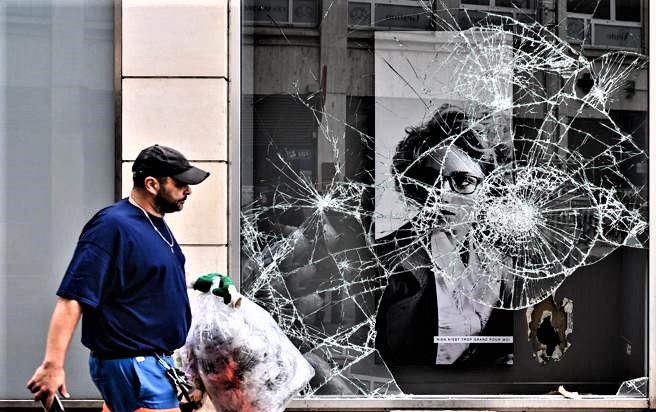 francia rivolte vetrina (2)