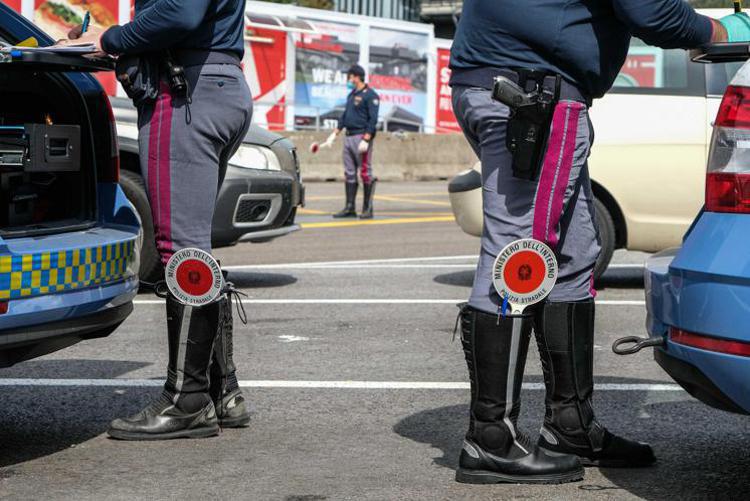 polizia controlli