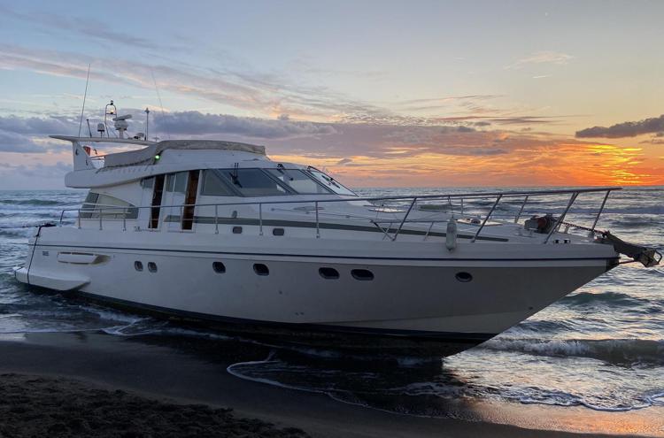 yacht fregene
