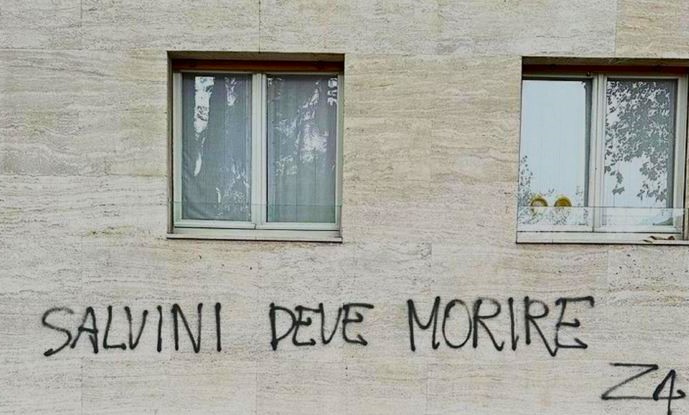 salvini scritta