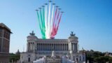 Le Frecce Tricolori fanno show: tutte le date dei voli acrobatici