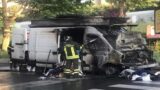 Paura sulla Salaria, furgone prende fuoco in via dei Prati Fiscali